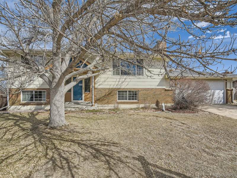 5222 S Newton ST, Littleton, CO 80123