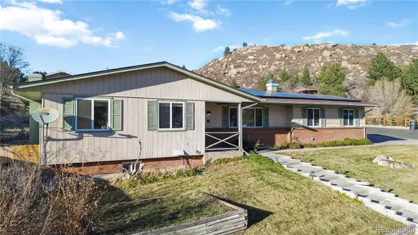 219 Burgess DR, Castle Rock, CO 80104
