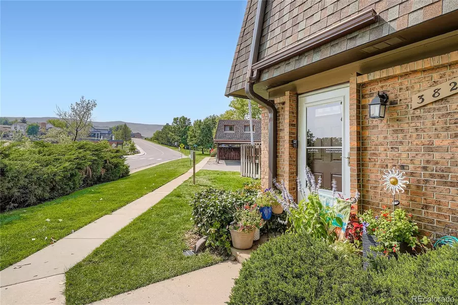 382 Gladiola ST, Golden, CO 80401