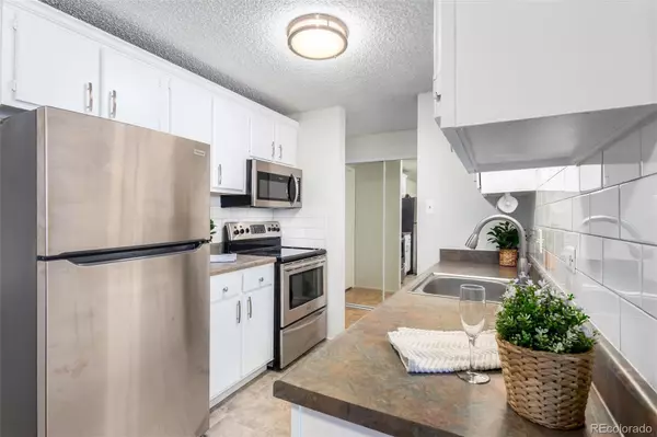 Denver, CO 80222,2325 S Linden CT #311