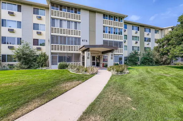 Denver, CO 80247,675 S Alton WAY #2A