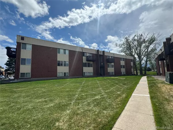 Denver, CO 80235,3613 S Sheridan BLVD #16