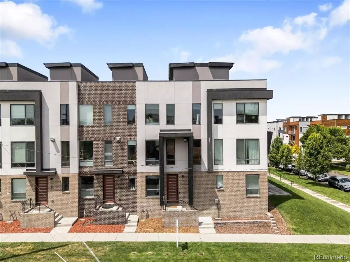 Denver, CO 80204,3103 W 18th AVE