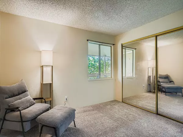 Aurora, CO 80012,1074 S Dearborn ST #306