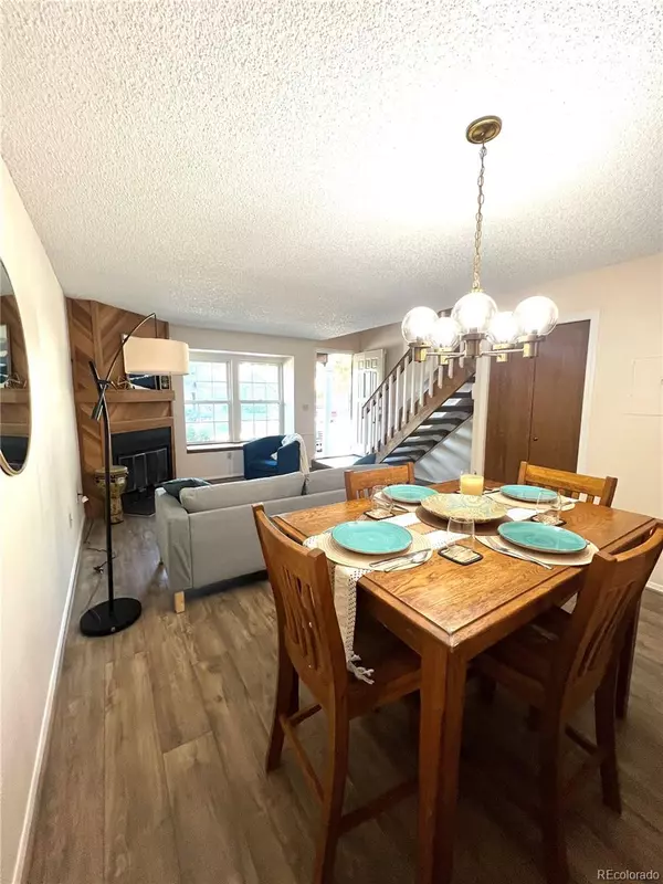 Lakewood, CO 80232,1240 S Flower CIR #A