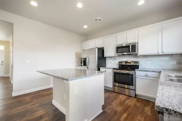 Colorado Springs, CO 80927,8239 Silver Birch DR