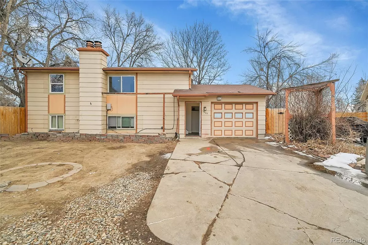 Longmont, CO 80503,1262 Lanyon LN