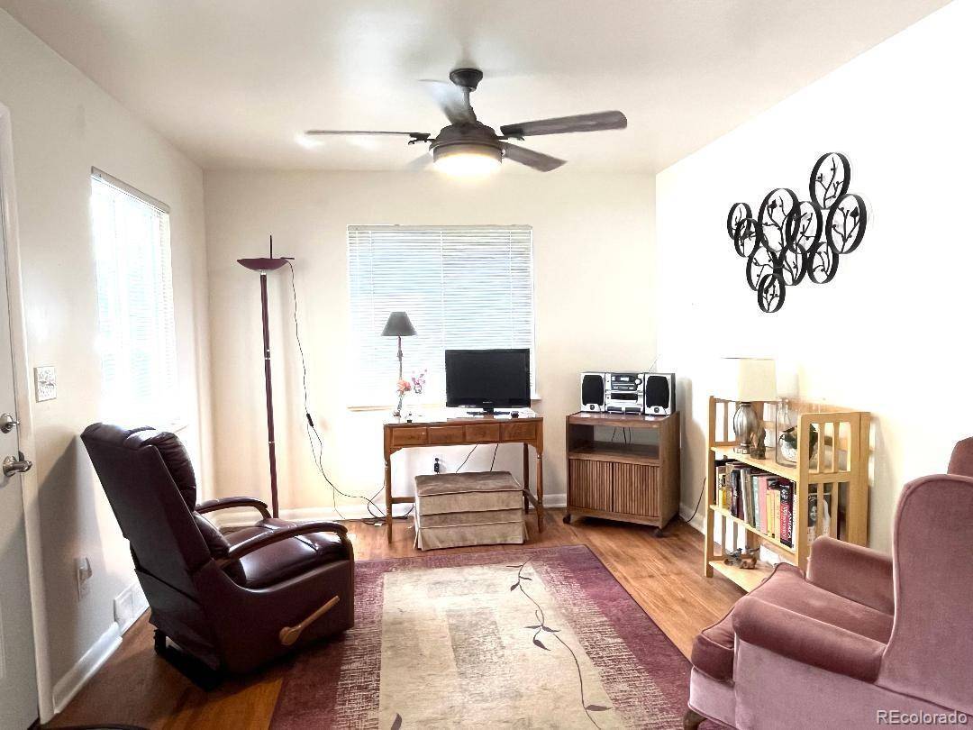 Denver, CO 80219,2285 S Knox CT