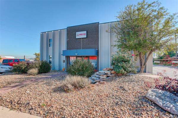 2700 S Shoshone ST, Englewood, CO 80110