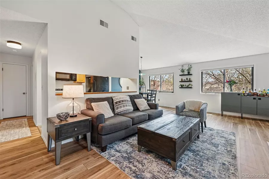 540 S Forest ST #5-204, Denver, CO 80246