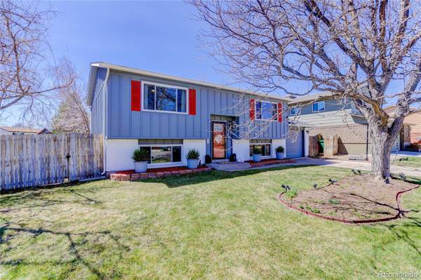 8852 W Arbor AVE, Littleton, CO 80123