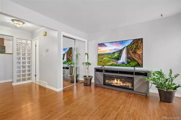 Aurora, CO 80011,12060 E Canal DR