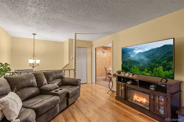 Colorado Springs, CO 80911,6880 Snead ST