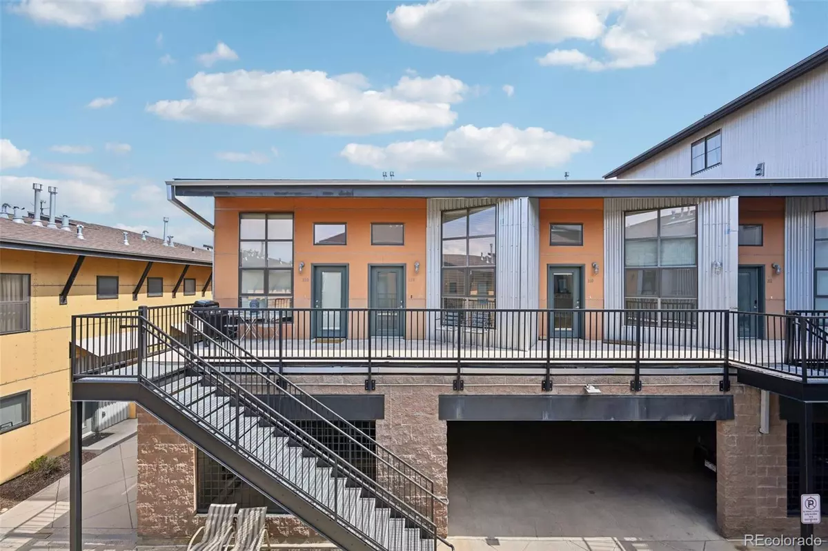 Denver, CO 80205,3149 Blake ST #209