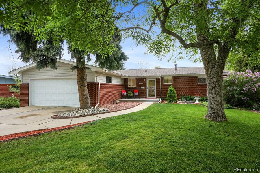 7785 Robinson WAY, Arvada, CO 80004