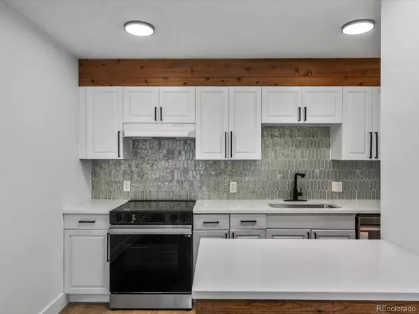 Denver, CO 80210,2500 S York ST #204