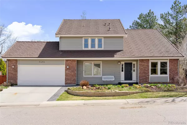 7470 S Steele CIR,  Centennial,  CO 80122