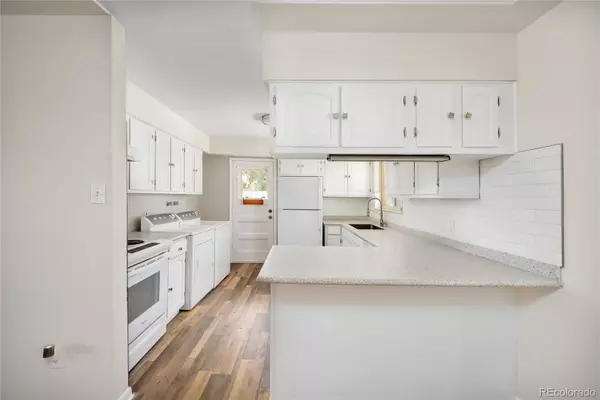 Lakewood, CO 80214,2200 Reed DR