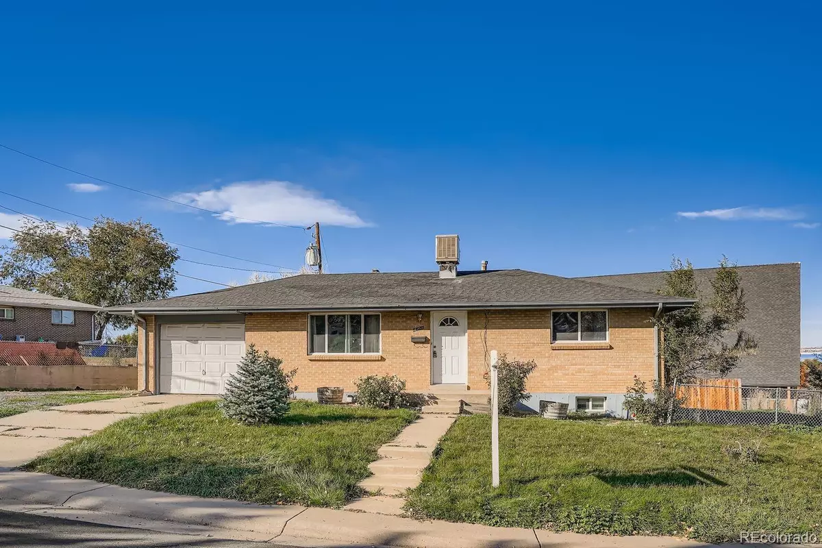 Denver, CO 80221,8303 Acoma WAY