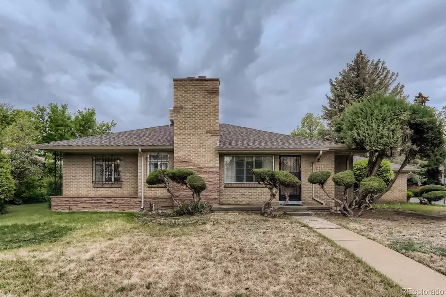 2095 Monaco Pkwy, Denver, CO 80207