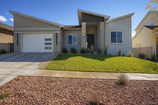 1910 Cuchara DR, Pueblo, CO 81001