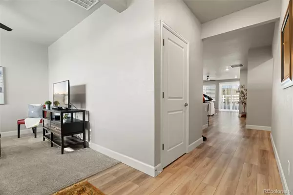 Aurora, CO 80018,1864 S De Gaulle CT