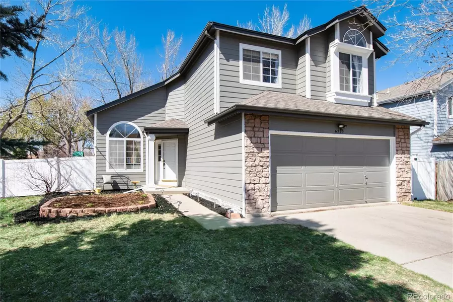 6595 W Iowa PL, Lakewood, CO 80232