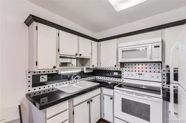 Denver, CO 80247,735 S Clinton ST #5B