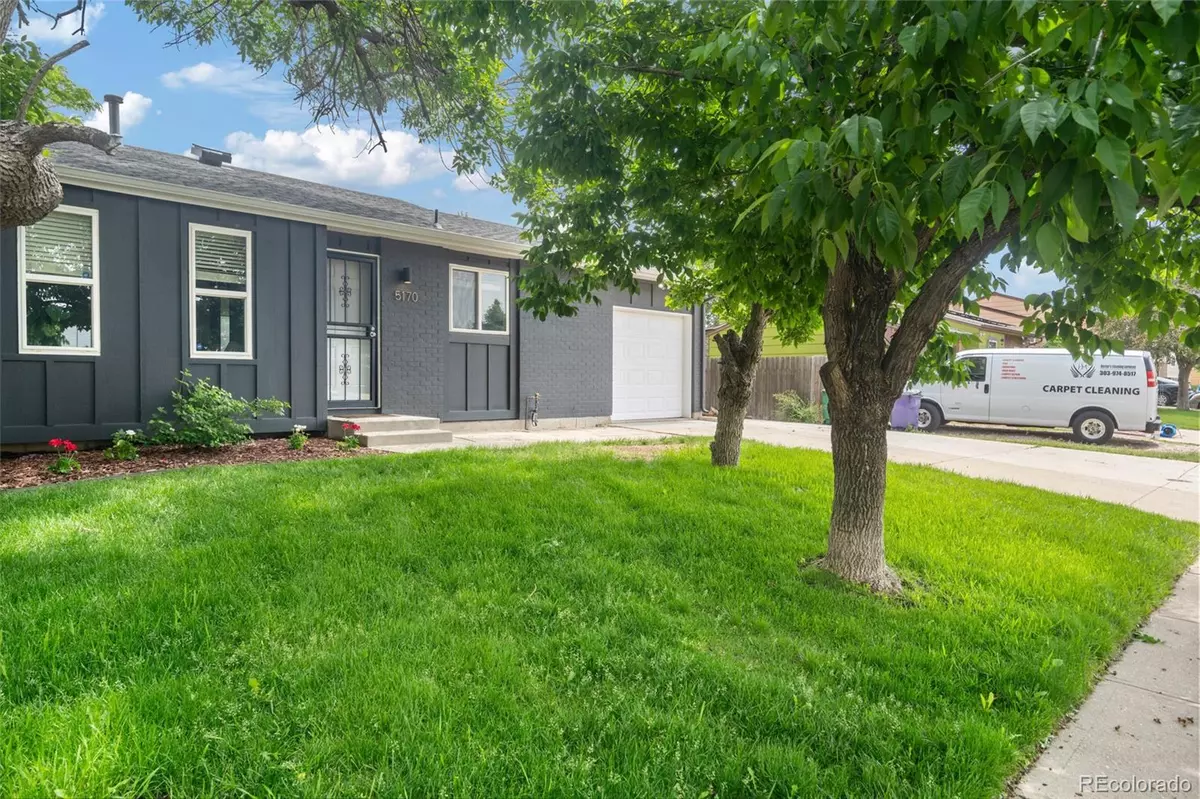 Denver, CO 80239,5170 Deephaven CT