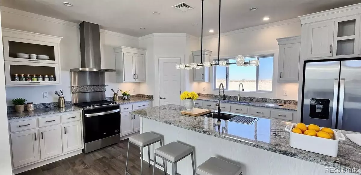 Strasburg, CO 80136,61400 E 56 AVE