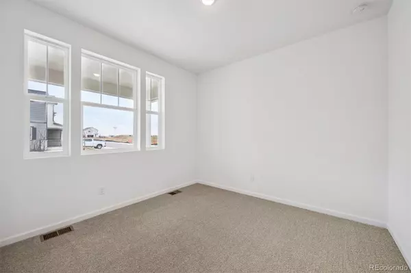 Bennett, CO 80102,221 Sage Grouse WAY