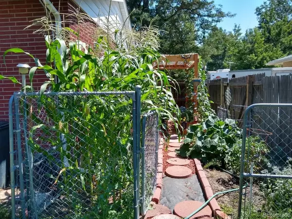 Arvada, CO 80004,6553 Kipling ST