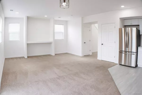 Colorado Springs, CO 80909,3595 E Uintah #102