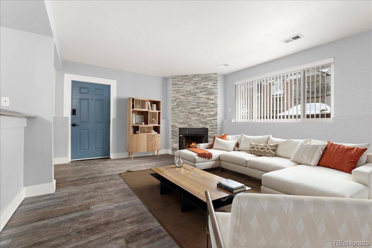 Arvada, CO 80004,6350 Oak ST #103