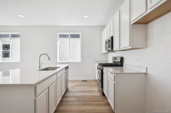 Bennett, CO 80102,230 Lark Sparrow WAY