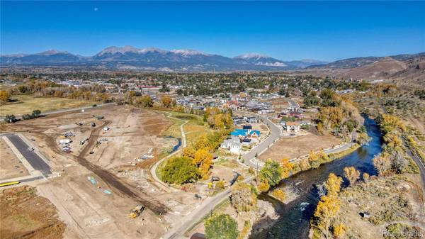 102 Confluence RD, Salida, CO 81201