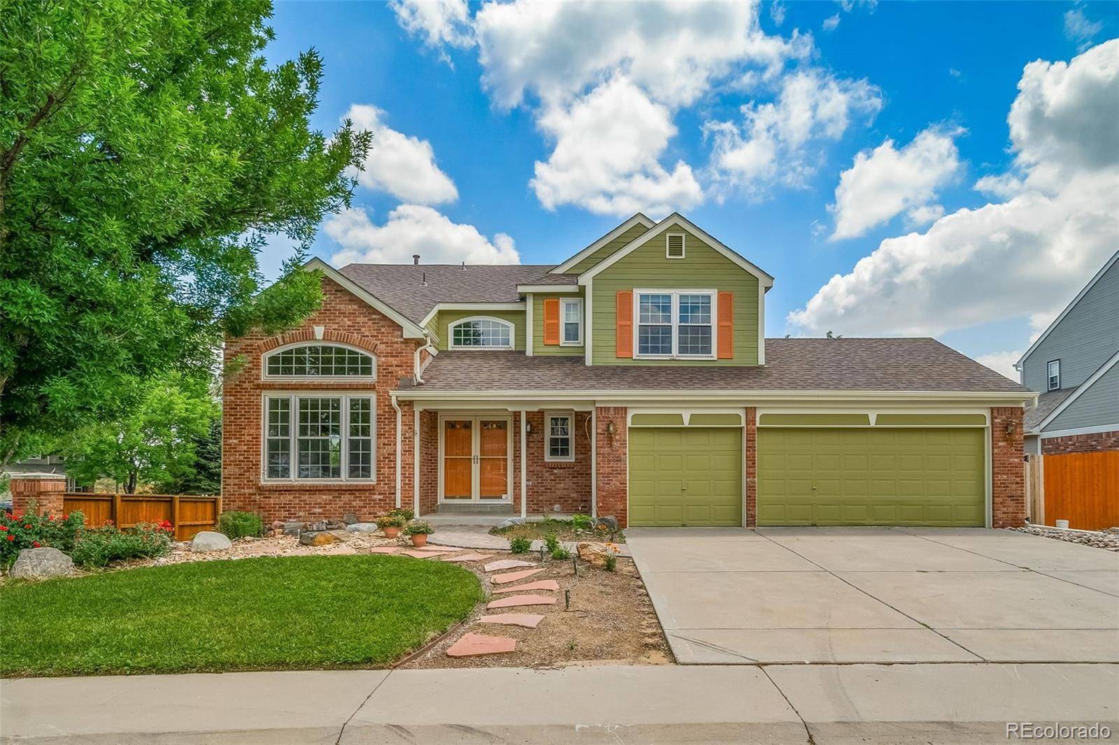 2882 Signal Creek DR, Thornton, CO 80241