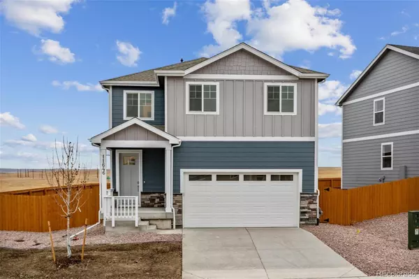 842 Crest ST, Lochbuie, CO 80603