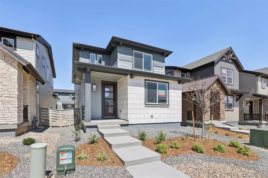 7241 Goldbloom LN, Littleton, CO 80125