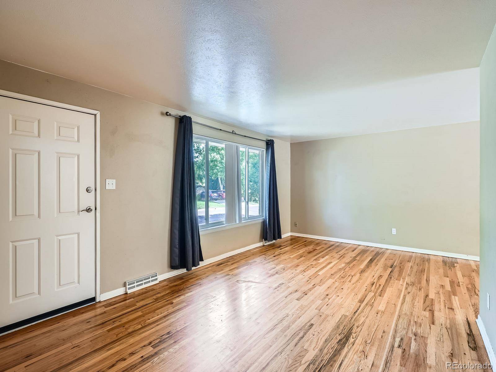 Lakewood, CO 80232,1455 S Zephyr ST