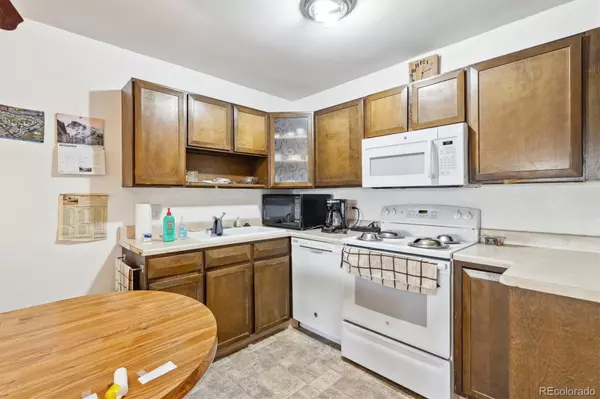 655 S Alton WAY #4B, Denver, CO 80247