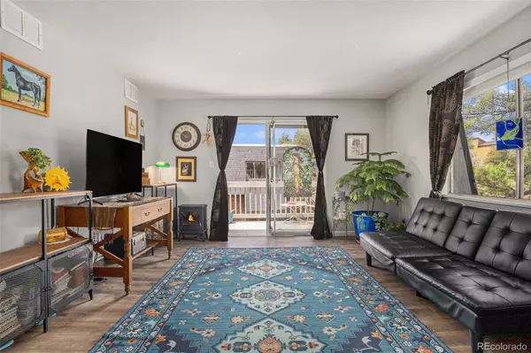 Centennial, CO 80122,140 E Highline CIR #304