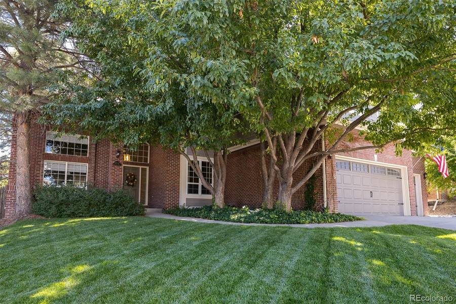 8932 Kittiwake ST, Littleton, CO 80126