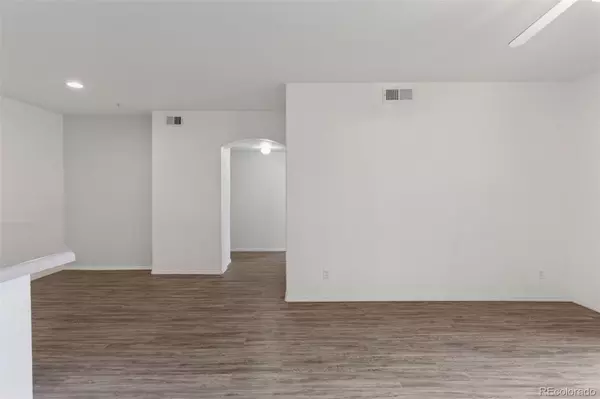 Littleton, CO 80120,1641 W Canal CIR #723