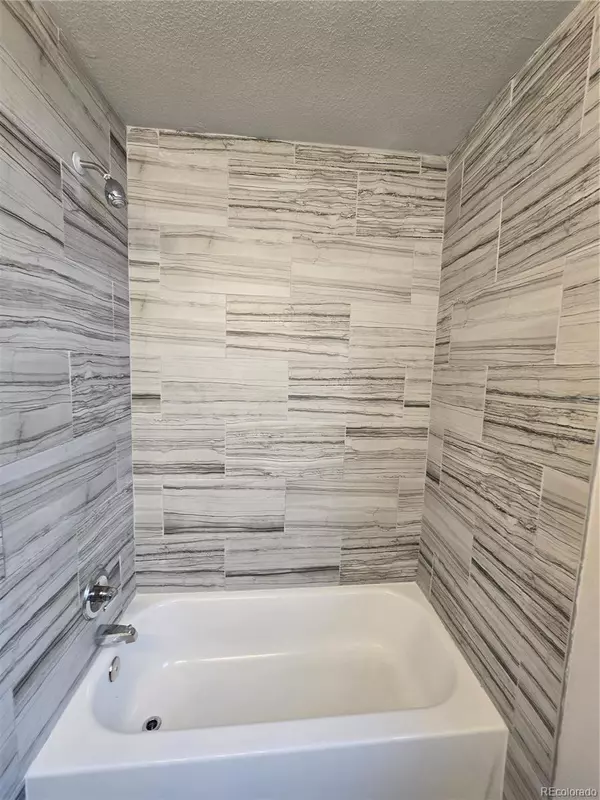 Denver, CO 80216,4736 Vine ST