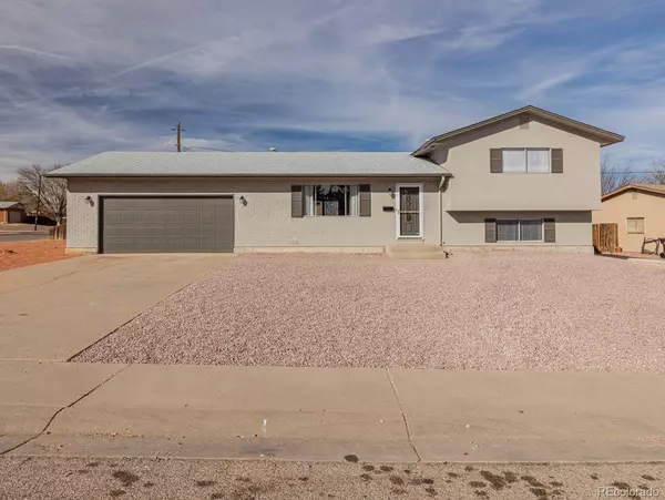 133 Deauville LN, Pueblo, CO 81005