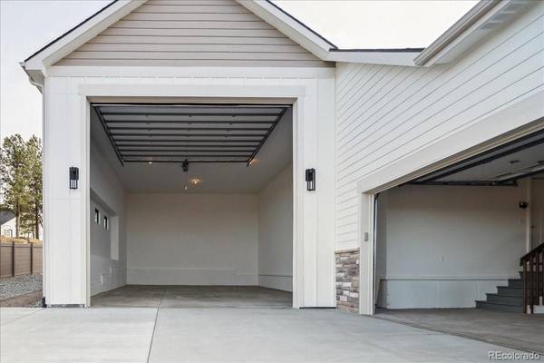 1361 Art DR, Berthoud, CO 80513