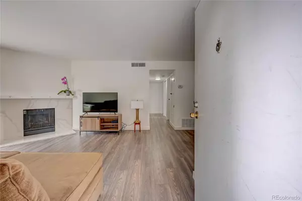 Aurora, CO 80012,15136 E Louisiana DR #205