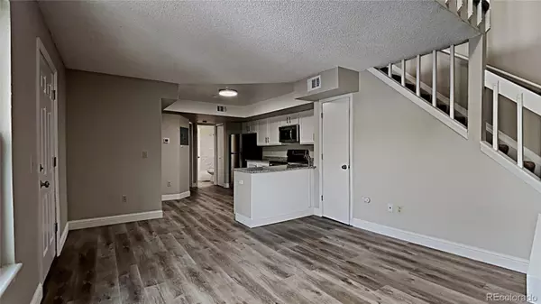 Aurora, CO 80012,910 S Dawson WAY #11