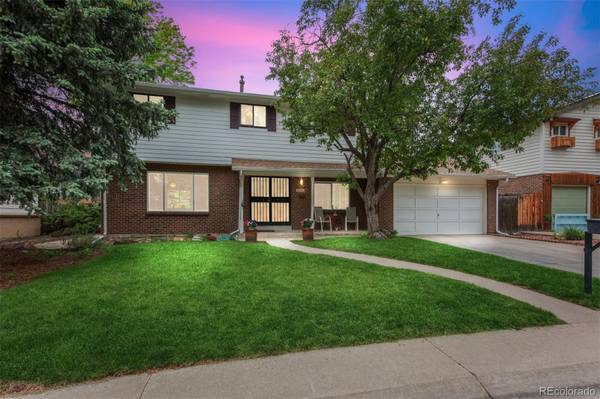 5887 Parfet CT, Arvada, CO 80004